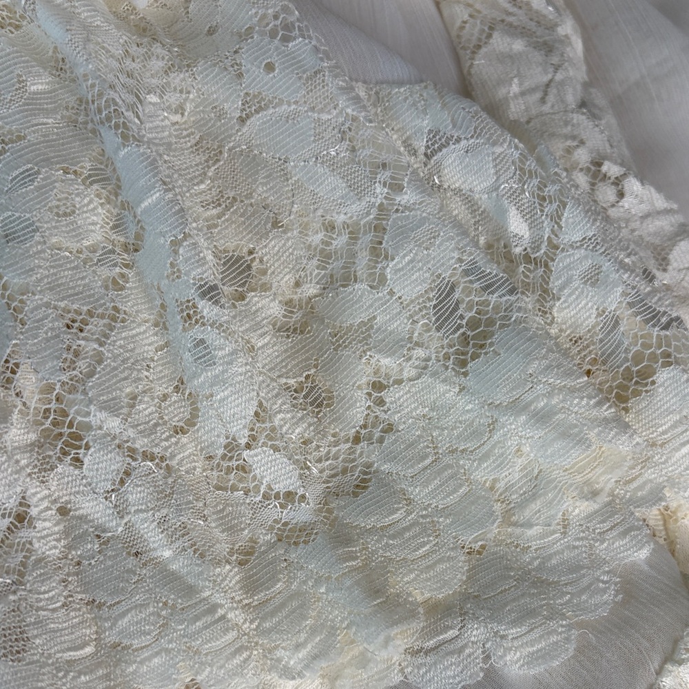 Chic Sheer Lace White Robe Small 36” pit to pit coquettegirl Festival Feminine - Picture 5 of 7